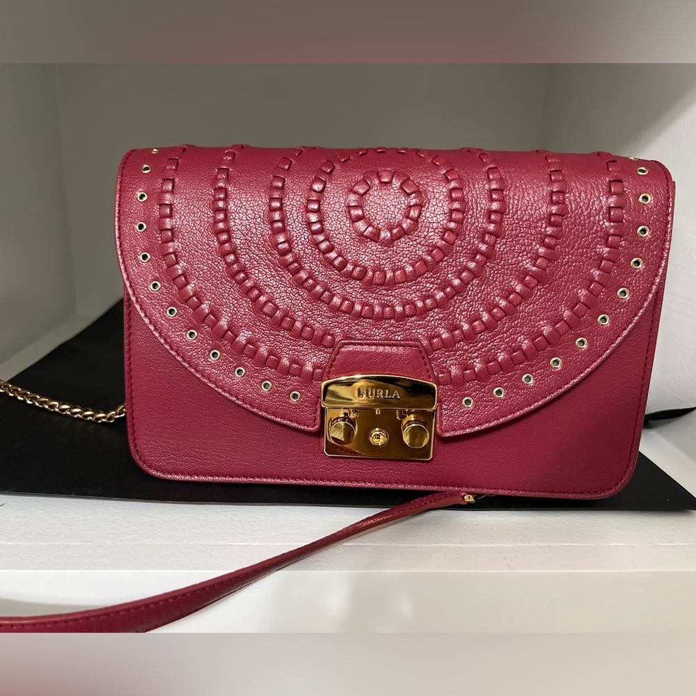 Furla Leather bag in Brick Red/Cherry/Burgundy, excellent condition